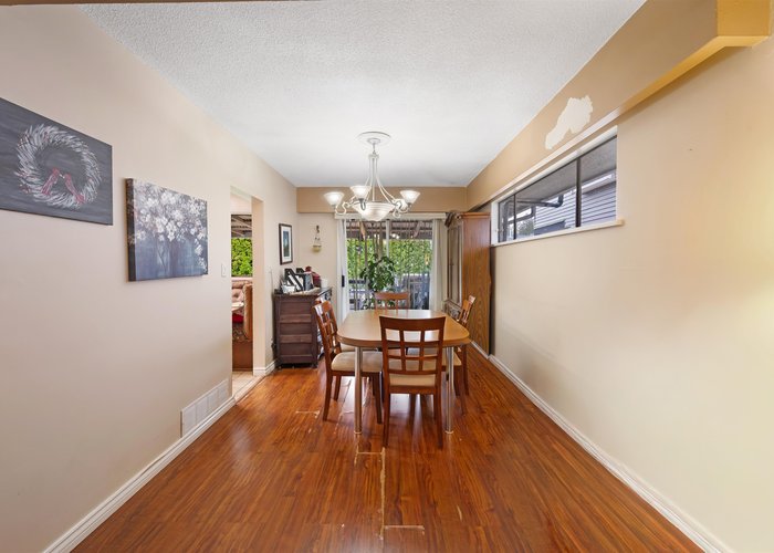 12919 98A Avenue, Surrey, BC V3T 1C3 |  Photo 32
