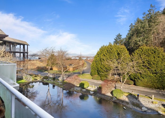 320 - 1120 Tsatsu Shores Drive, Tsawwassen, BC V4M 4G3 |  Photo 38
