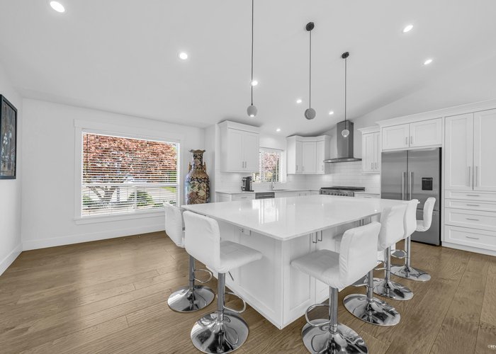 13658 19 Avenue, Surrey, BC V4A 9E9 |  Photo 43