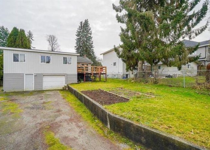 12679 97A Avenue, Surrey, BC V3V 2H6 |  Photo 2