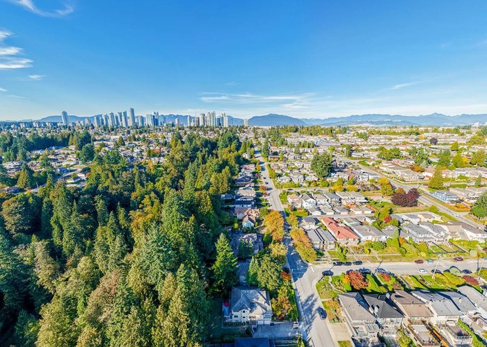 8061 Mcgregor Avenue, Burnaby, BC V5J 4H7 |  Photo 53