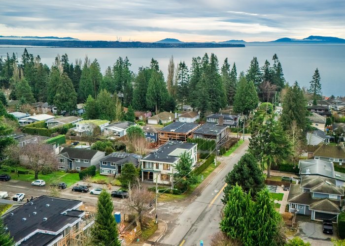 13600 Blackburn Avenue, White Rock, BC V4B 2Y8 |  Photo 38