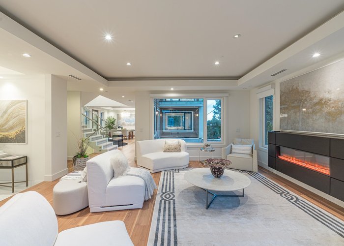 13600 Blackburn Avenue, White Rock, BC V4B 2Y8 |  Photo 42