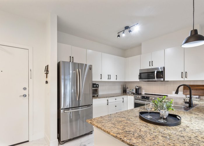 102 - 15385 101A Avenue, Surrey, BC V3R 0B4 |  Photo 43