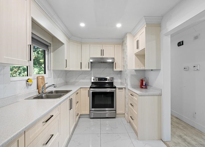 13115 107A Avenue, Surrey, BC V3T 2G9 |  Photo 44