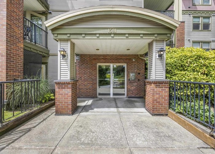 211 - 1591 Booth Avenue, Coquitlam, BC V3K 1B7 |  Photo 1