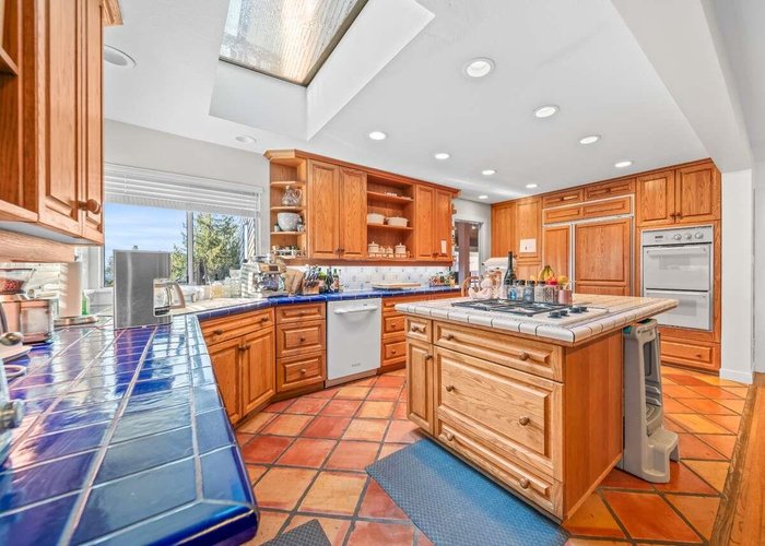 5600 Grousewoods Place, North Vancouver, BC V7R 4T4 |  Photo 40