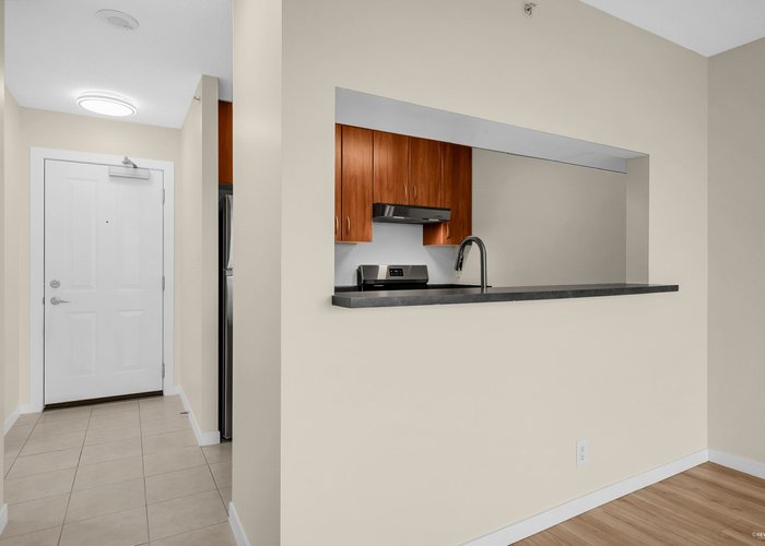 2002 - 3663 Crowley Drive, Vancouver, BC V5R 6H4 |  Photo 26