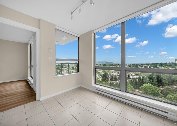 2002 - 3663 Crowley Drive, Vancouver, BC V5R 6H4 |  Photo 22