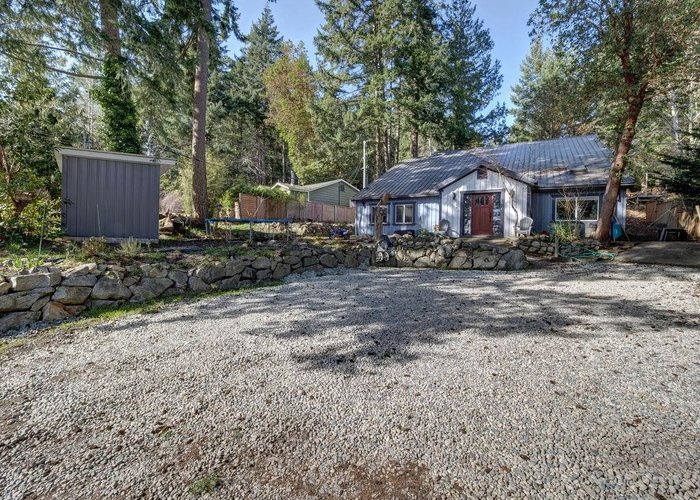 9168 Sunshine Coast Highway, Halfmoon Bay, BC V7Z 1E9 |  Photo 38