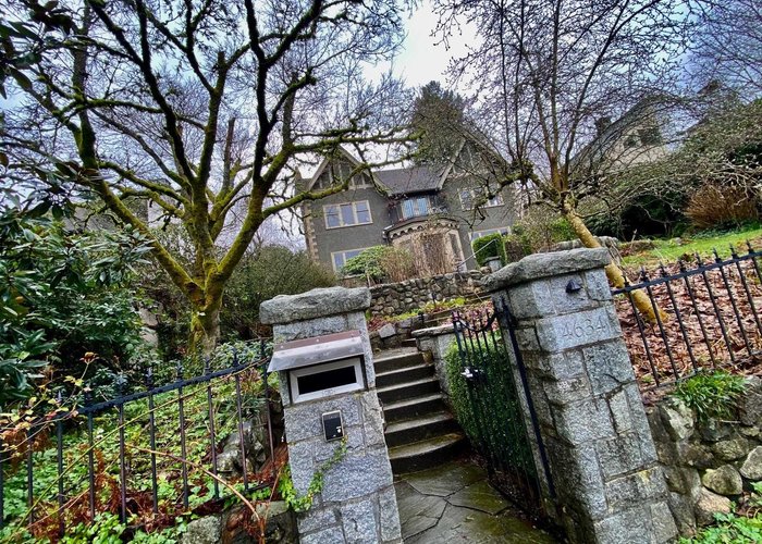 4634 2ND Avenue, Vancouver, BC V6R 1L1 |  Photo 2