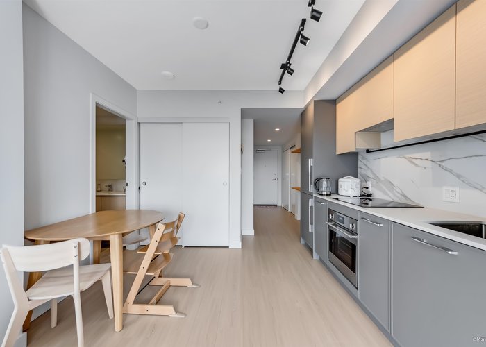 3112 - 13745 George Junction, Surrey, BC V3T 0V8 |  Photo 43
