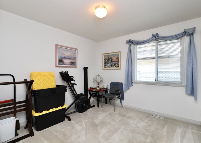 16524 84A Avenue, Surrey, BC V4N 3H2 |  Photo 33