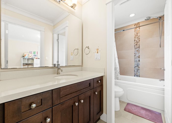 15487 Thrift Avenue, White Rock, BC V4B 2L8 |  Photo 40