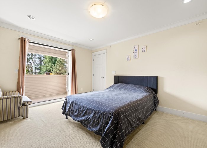 15487 Thrift Avenue, White Rock, BC V4B 2L8 |  Photo 42