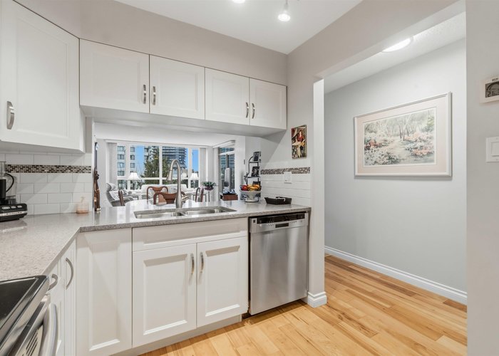 808 - 6055 Nelson Avenue, Burnaby, BC V5H 4L4 |  Photo 41