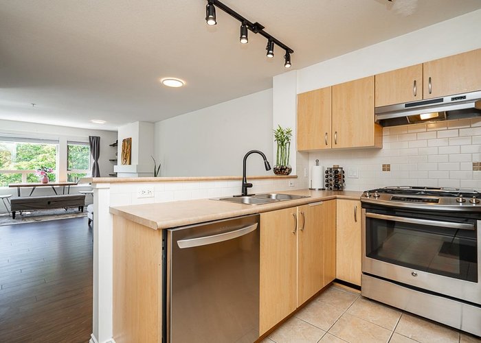 217 - 801 Klahanie Drive, Port Moody, BC V3H 5K4 |  Photo 42