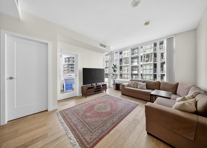 301 - 2565 Maple Street, Vancouver, BC V6J 0C8 |  Photo 36