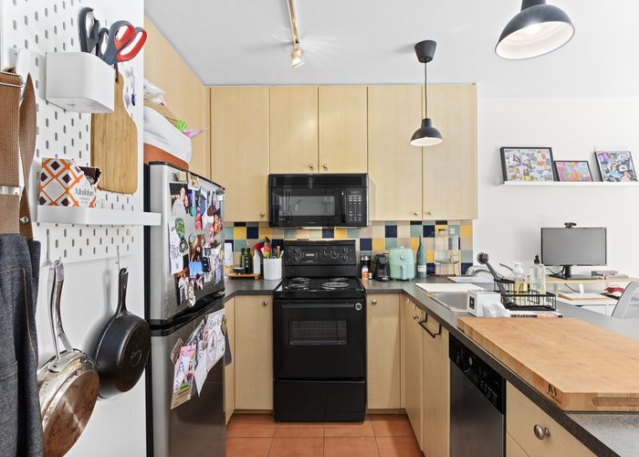 1105 - 819 Hamilton Street, Vancouver, BC V6B 6M2 |  Photo 18