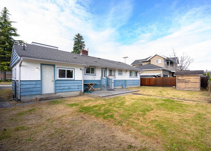 4064 Burke Street, Burnaby, BC V5H 1A8 |  Photo 3