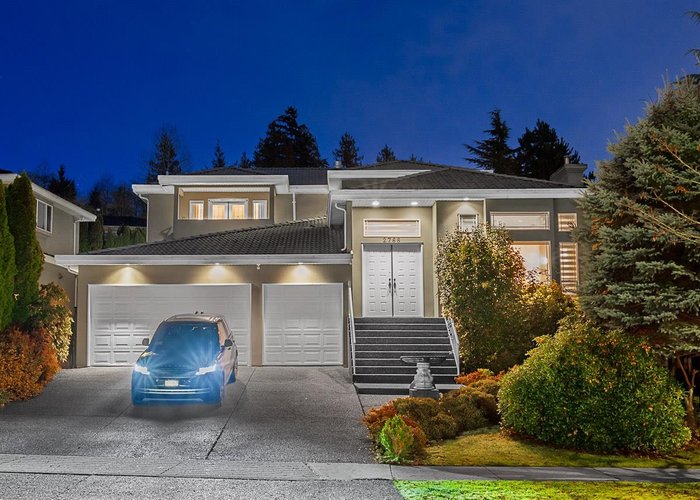 2768 Southcrest Drive, Burnaby, BC V5A 4V4 |  Photo 14