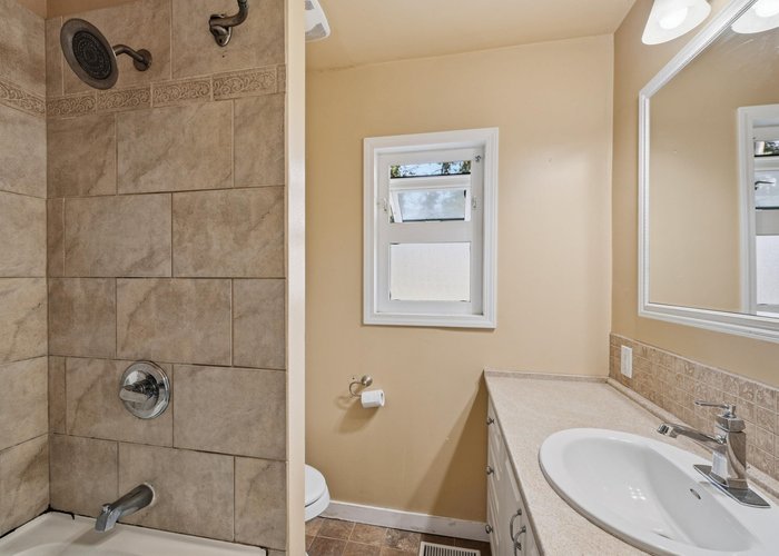 12967 98A Avenue, Surrey, BC V3T 1C3 |  Photo 30