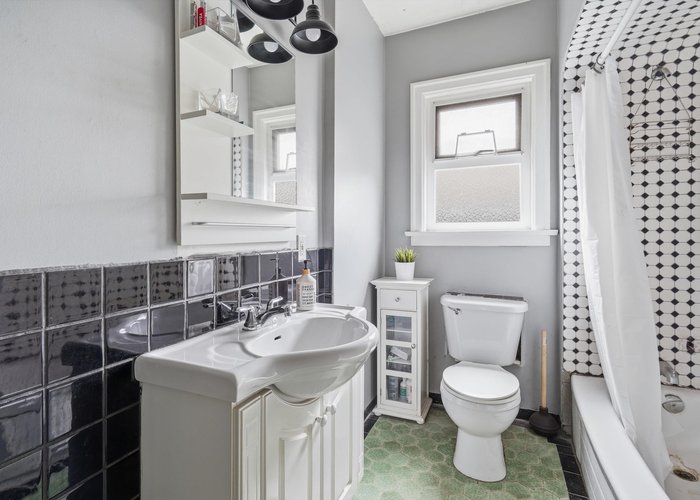 2349 Pender Street, Vancouver, BC V5L 1X7 |  Photo 51