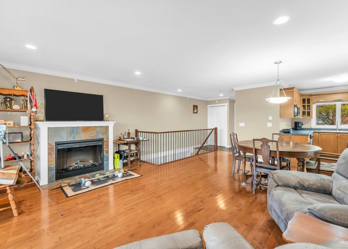 4 - 14921 Thrift Avenue, White Rock, BC V4B 2J8 |  Photo 25