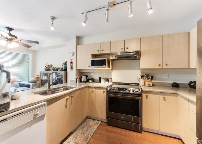 15 - 8701 16TH Avenue, Burnaby, BC V3N 5B5 |  Photo 19