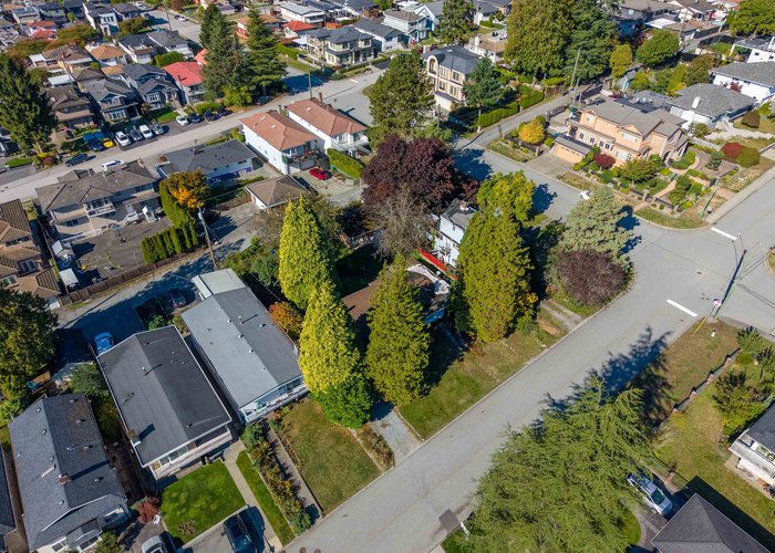 123 Grosvenor Avenue, Burnaby, BC V5B 1J1 |  Photo 7