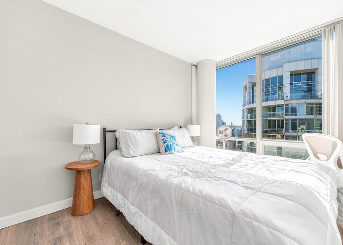 3206 - 1200 Georgia Street, Vancouver, BC V6E 4R2 |  Photo 45