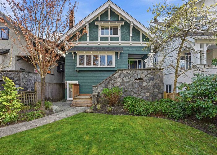 3350 3RD Avenue, Vancouver, BC V6R 1L4 |  Photo 1