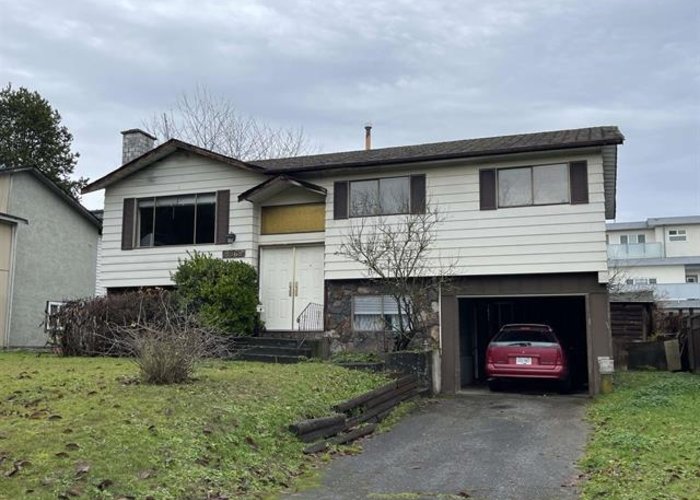 8868 Roslin Place, Surrey, BC V3V 6L8 |  Photo 16