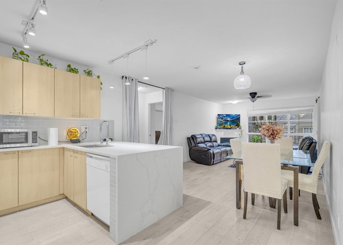 301 - 12083 92A Avenue, Surrey, BC V3V 8C8 |  Photo 23