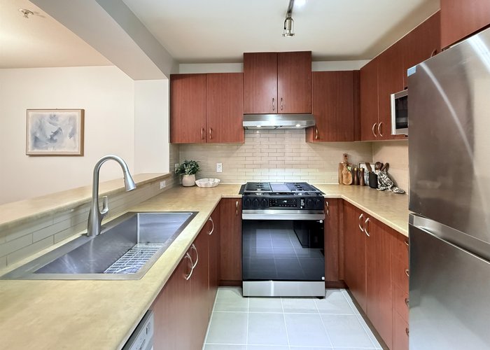 303 - 9098 Halston Court, Burnaby, BC V3N 0A6 |  Photo 21