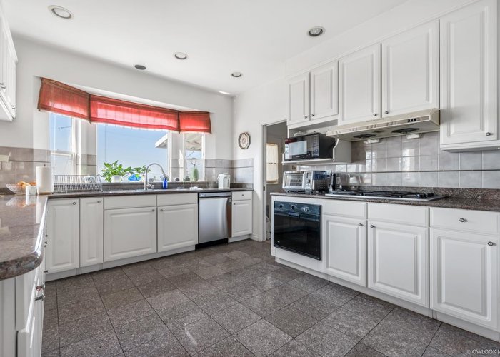 2154 Burquitlam Drive, Vancouver, BC V5P 2P1 |  Photo 32