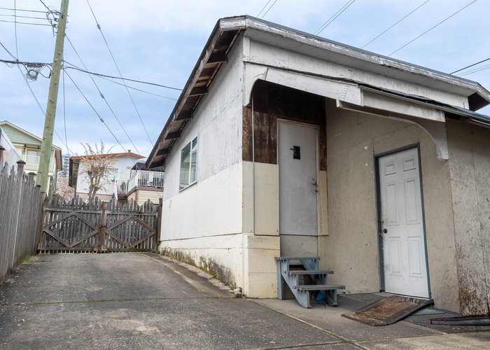3681 Adanac Street, Vancouver, BC V5K 2P7 |  Photo 18