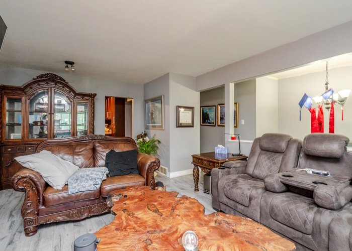 654 Linton Street, Coquitlam, BC V3J 6J9 |  Photo 44