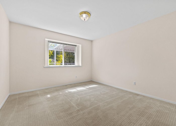 15488 108A Avenue, Surrey, BC V3R 6J1 |  Photo 49