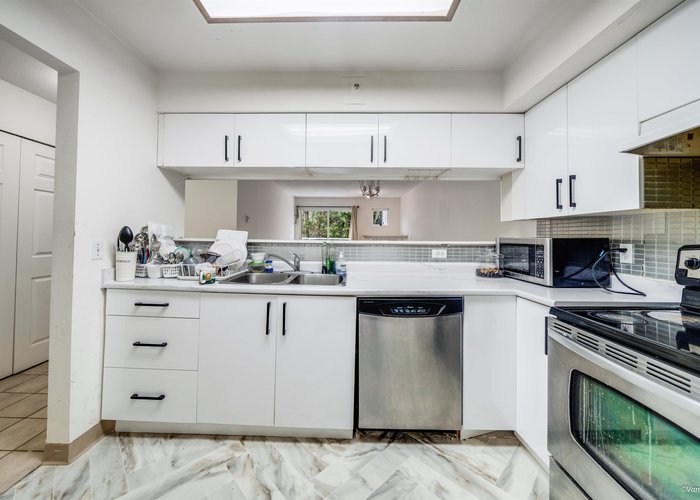 C302 - 9848 Whalley Boulevard, Surrey, BC V3T 5S8 |  Photo 20
