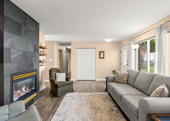 6365 Homestead Avenue, Sechelt, BC V7Z 0M7 |  Photo 45