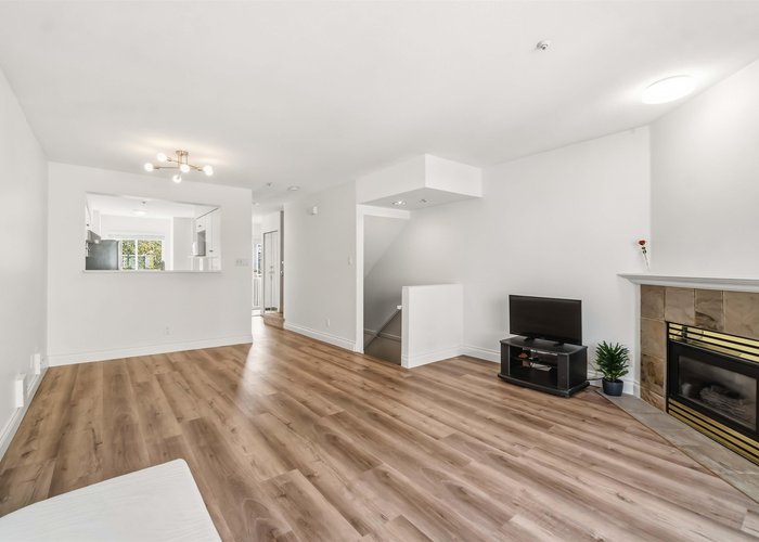 8433 Jellicoe Street, Vancouver, BC V5S 2J4 |  Photo 42