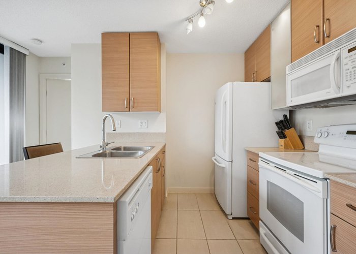 502 - 977 Mainland Street, Vancouver, BC V6B 1T2 |  Photo 14