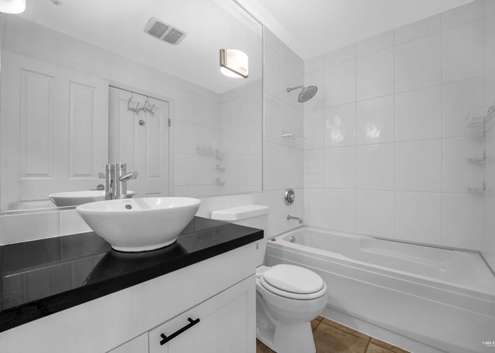 404 - 2575 4TH Avenue, Vancouver, BC V6K 1P5 |  Photo 42