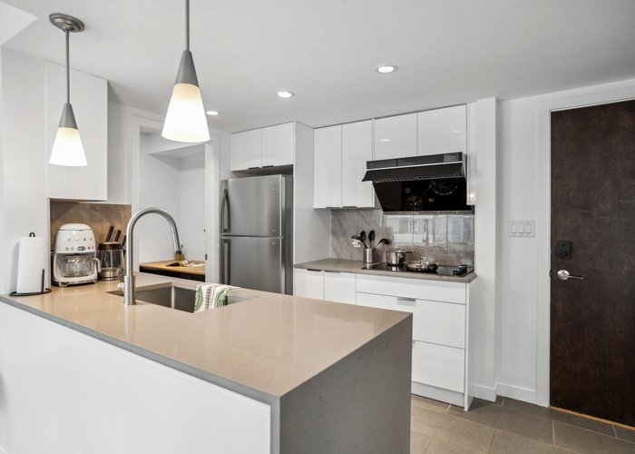 605 - 618 Abbott Street, Vancouver, BC V6B 0C1 |  Photo 15