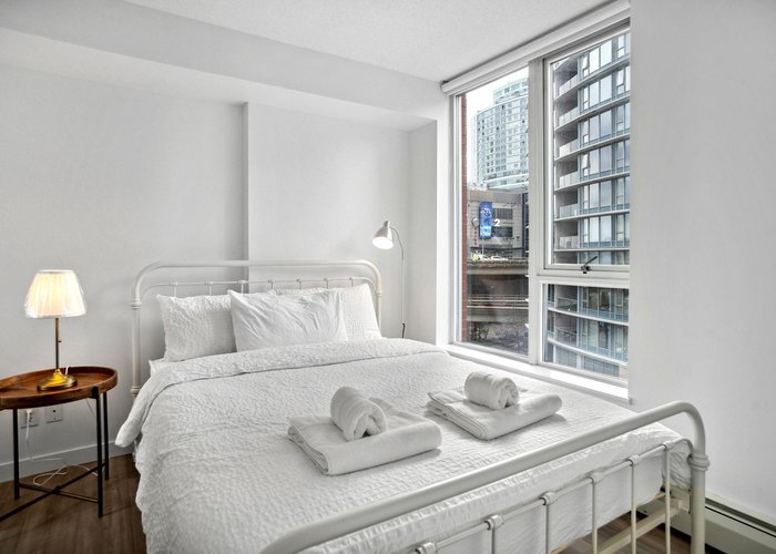 605 - 618 Abbott Street, Vancouver, BC V6B 0C1 |  Photo 17