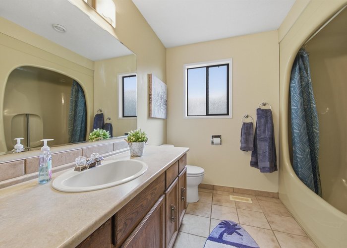 1215 Cypress Place, Port Moody, BC V3H 3Y7 |  Photo 42
