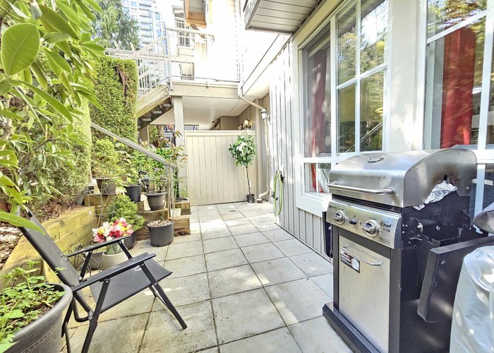 37 - 7088 17TH Avenue, Burnaby, BC V3N 1K5 |  Photo 21