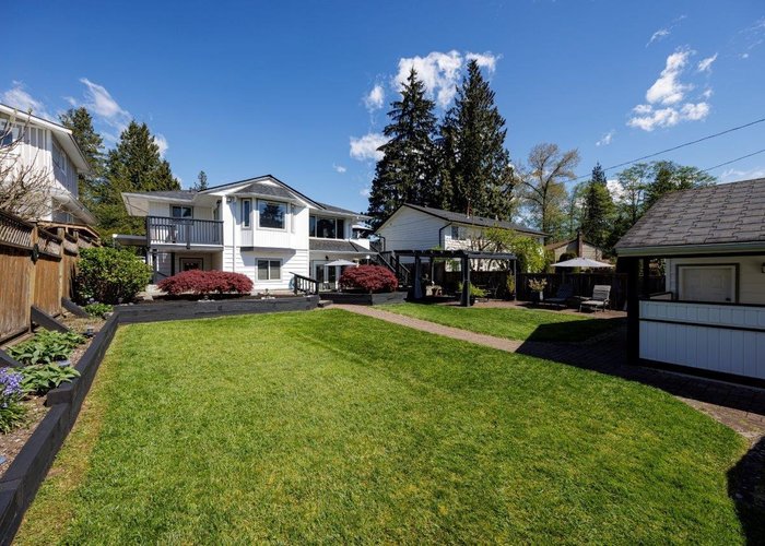 895 12TH Street, North Vancouver, BC V7L 2L2 |  Photo 1
