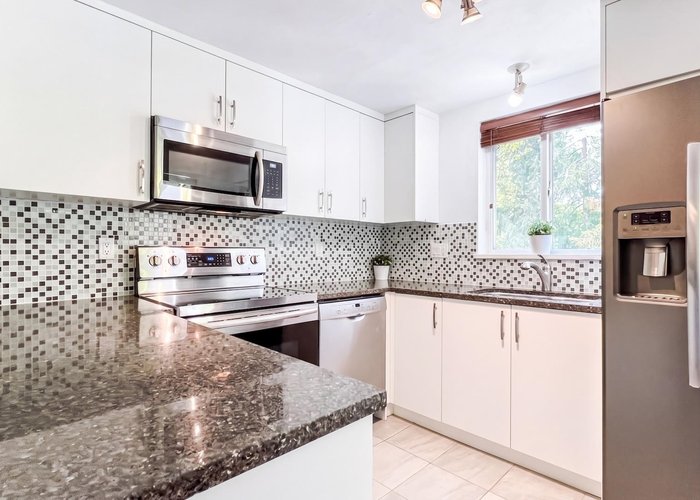 306 - 1111 Lynn Valley Road, North Vancouver, BC V7J 3V4 |  Photo 35